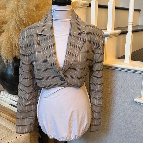 For Love And Lemons Gray Plaid Crop Blazer Size Small - Picture 5 of 10